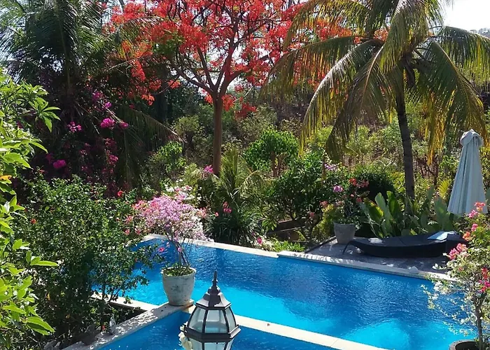Villa Bali Marina Villa's - *